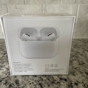 Airpod pros sealed never opened 140$